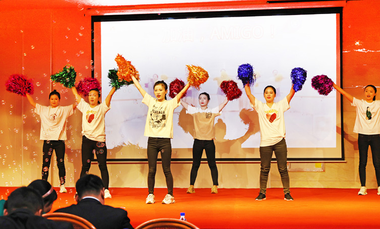 ?；⒂海盍`放！天泉藥業(yè)2022年春節(jié)聯(lián)歡會(huì)激情上演！