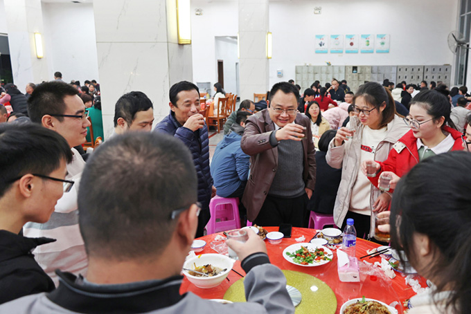 AQ6A2216.jpg AQ6A2216.jpg